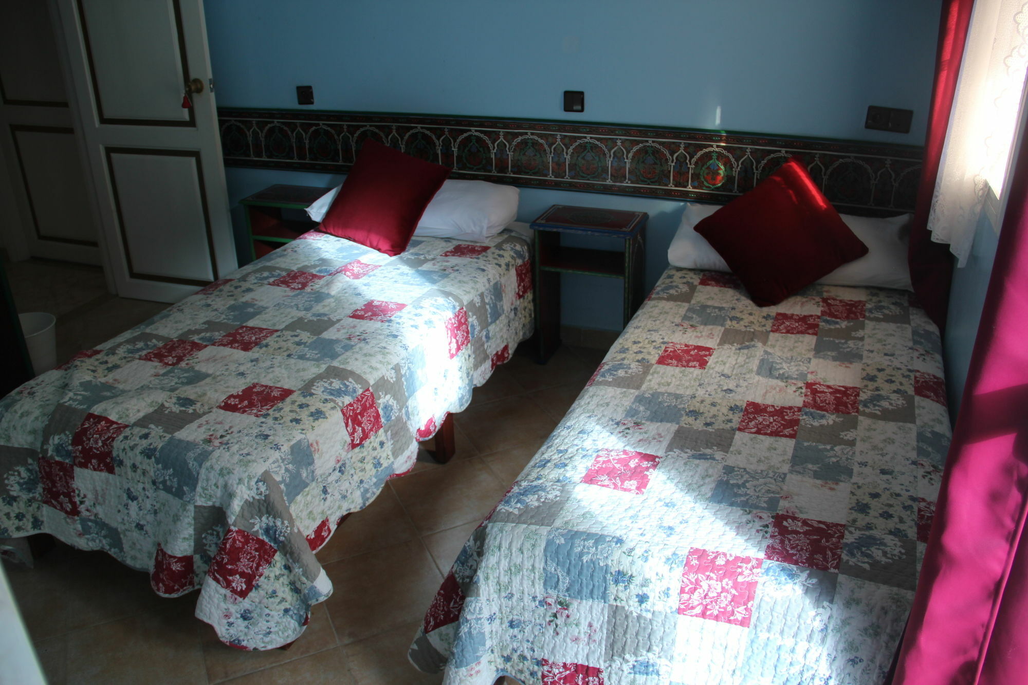 Hotel Tarek Chefchaouen Exteriör bild
